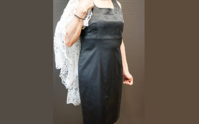 Das Etuikleid in schwarz